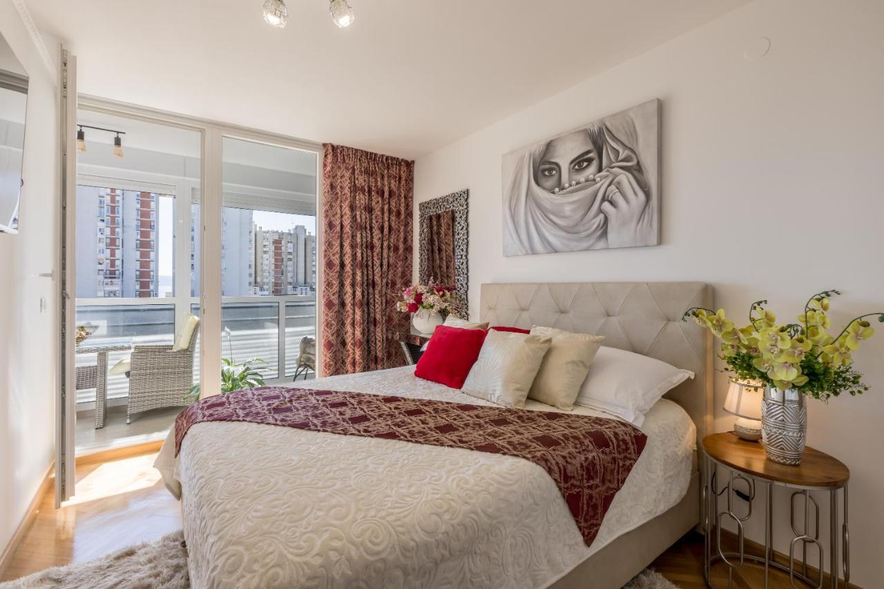 Apartment Desert Rose Спліт Екстер'єр фото