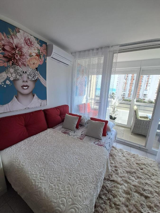Apartment Desert Rose Спліт Екстер'єр фото